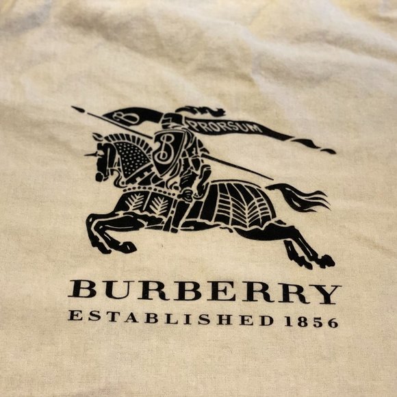 Burberry Salisbury Check Tote - Picture 9 of 12